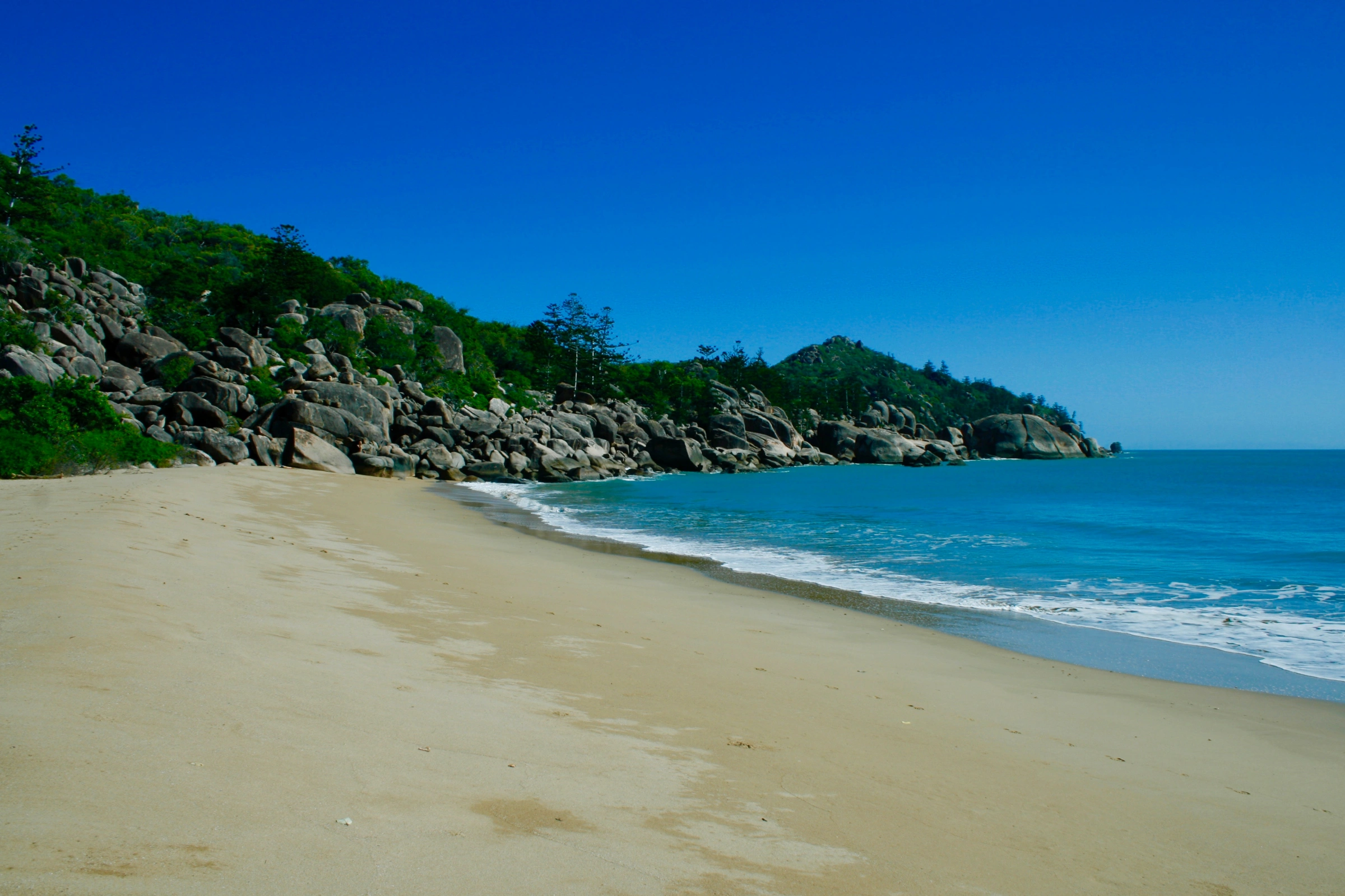 Magnetic_Island,_Queensland[1].webp